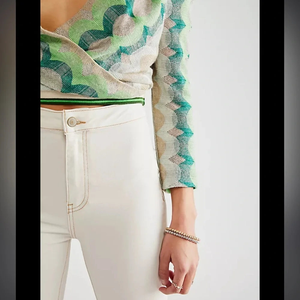 Anna Sui Wave Rider Knit Wrap - Picture 4 of 10